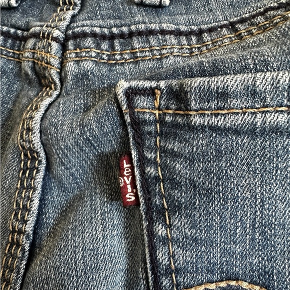 LEVI’S WOMAN CAPRI JEANS DENIM BLUE SZ 10 - Picture 4 of 16